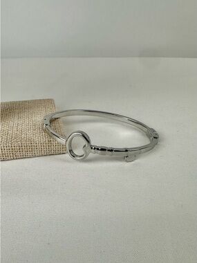 Fossil Bracelet, Silver Plated Key Bracelet, Hinged with Clasp